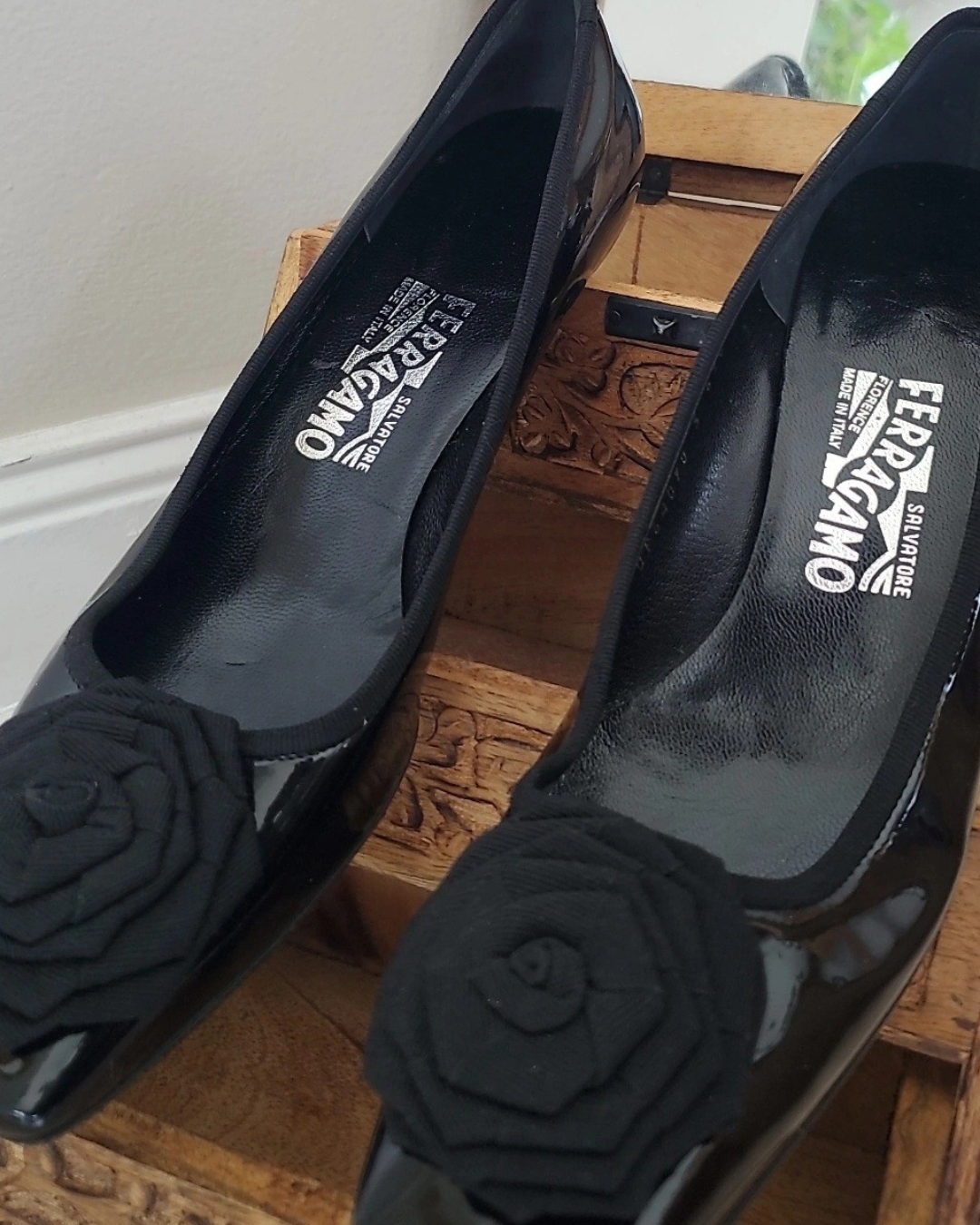 Vintage Ferragamo Kitten Heel Pumps