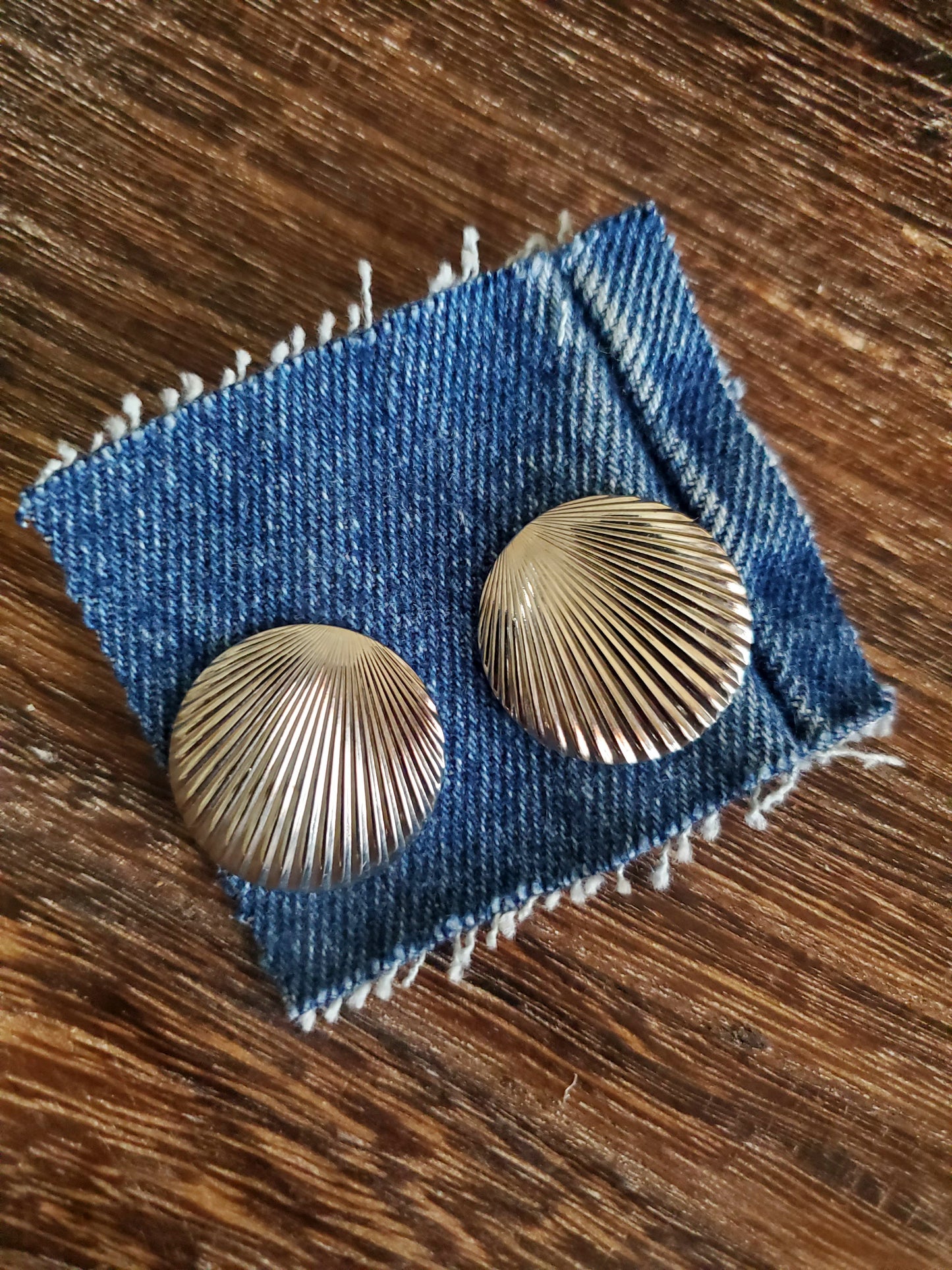 Vintage Park Lane Shell Earrings