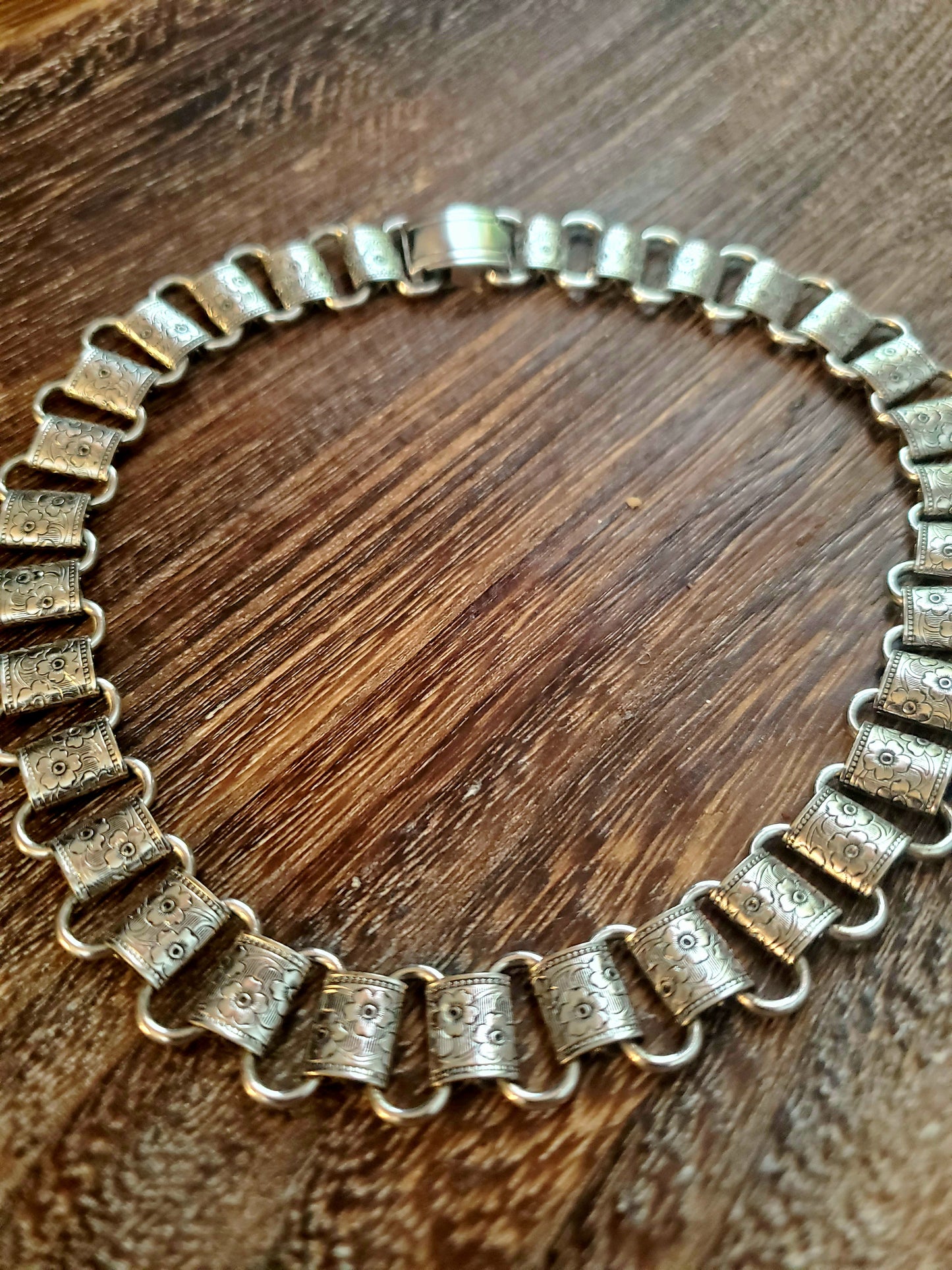 Victorian Etched Choker