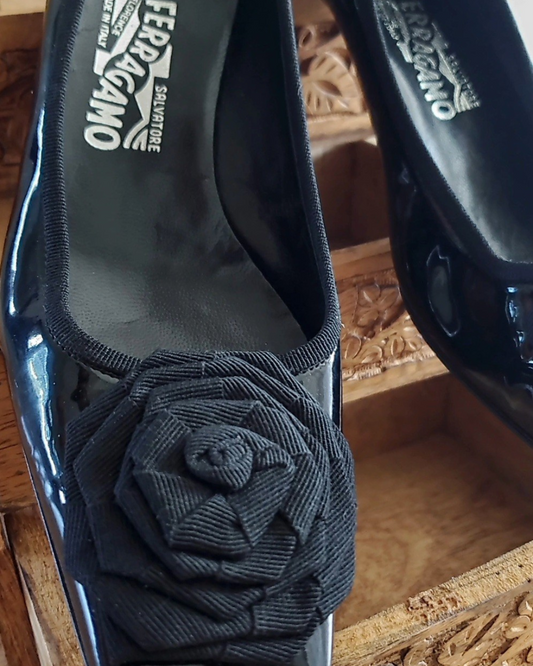 Vintage Ferragamo Kitten Heel Pumps