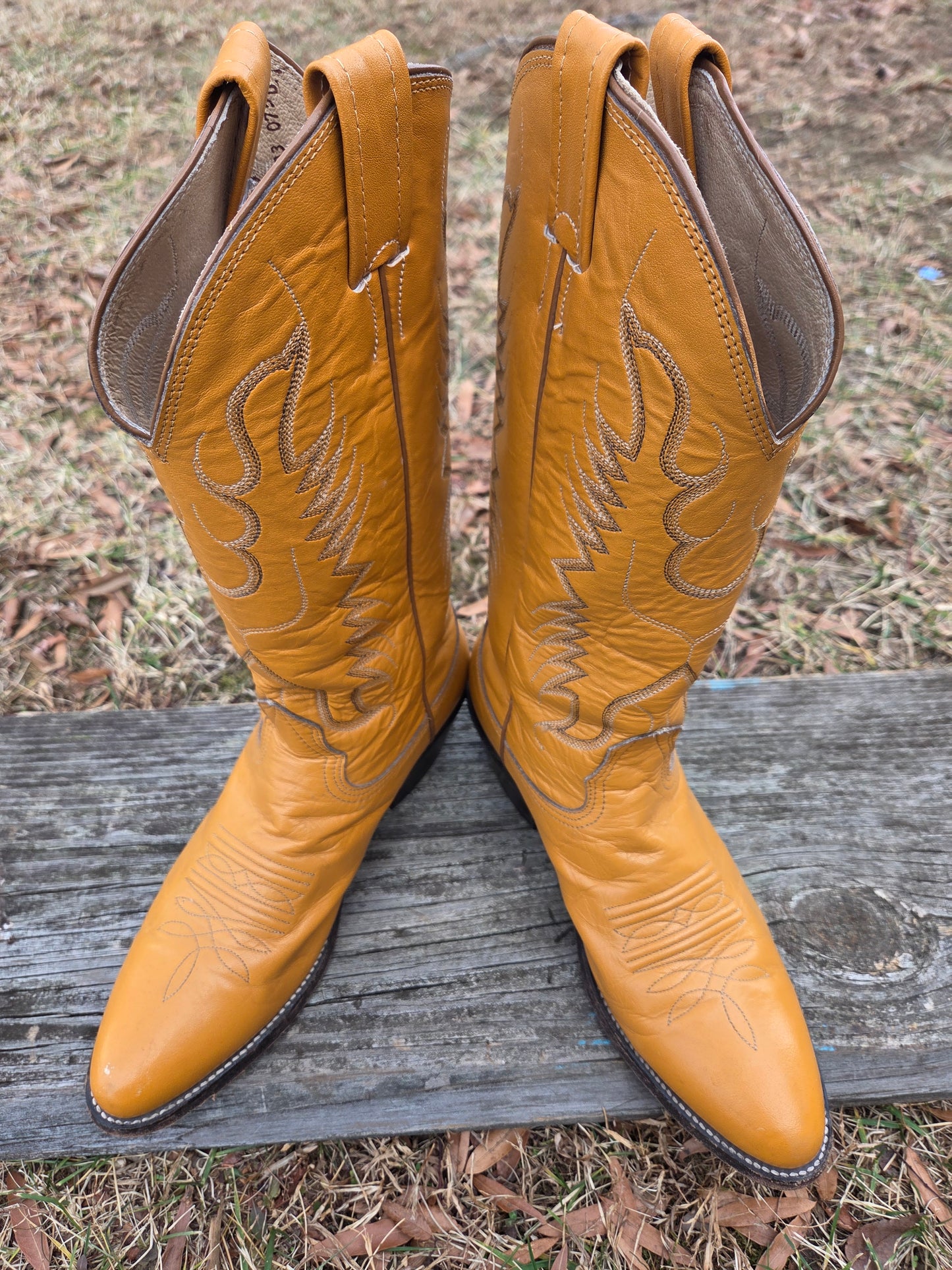 Nacona Boots