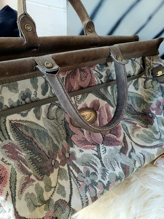 Vintage Destinations Tapestry Travel Bag
